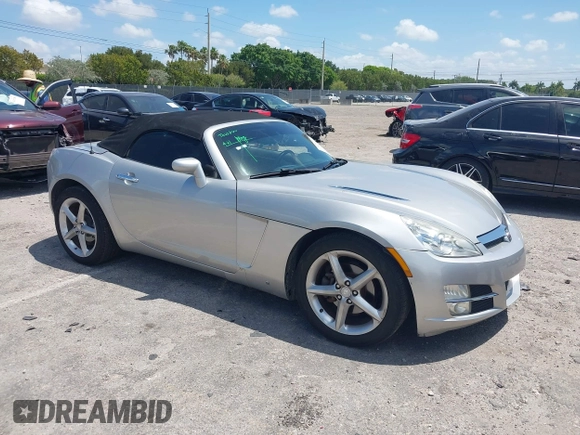 2008 Saturn Sky z VIN 1G8MC35BX8Y128872, wystawiony jako IAAI lot #42152153 z przebiegiem 62 022 mil mil oraz . Historia ofert i sprzedaży dostępna na DreamBid. Obrazek 1.