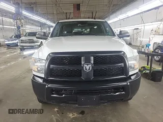 2018 Ram 2500 Tradesman with VIN 3C6UR5HJXJG425232, listed as a IAAI auction lot 42226243 with 114,835 mi miles. Bid and sale history available at carsss.com. Image 42.
