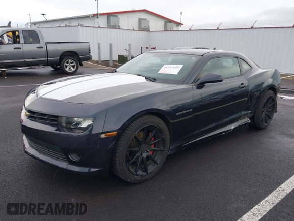 2014 Chevrolet Camaro LT z VIN 2G1FB1E3XE9265155, wystawiony jako IAAI lot #41227609 z przebiegiem 104 786 mil mil oraz . Historia ofert i sprzedaży dostępna na DreamBid. Obrazek 2.