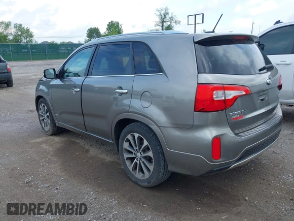 2014 Kia Sorento SX with VIN 5XYKWDA72EG518235, listed as a IAAI auction lot 42165235 with 131,603 mi miles. Bid and sale history available at carsss.com. Image 3.