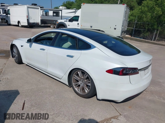 2020 Tesla Model S Long Range with VIN 5YJSA1E29LF389023, listed as a IAAI auction lot 42509364 with 93,070 mi miles and . Bid and sale history available at DreamBid. Image 3.
