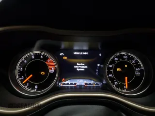 2018 Jeep Cherokee Limited с VIN 1C4PJMDX2JD560459, выставлен на аукционе Copart как лот 89091895 с пробегом 71 553 миль миль и Списание • Salvage title. История ставок и продаж доступна на DreamBid. Изображение 9.