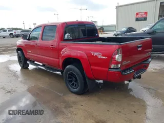 2010 Toyota Tacoma PreRunner z VIN 3TMJU4GN1AM094552, wystawiony jako IAAI lot #42422207 z przebiegiem 180 364 mil mil oraz . Historia ofert i sprzedaży dostępna na DreamBid. Obrazek 3.