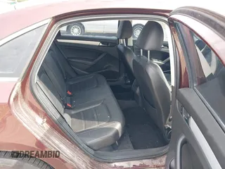 2012 Volkswagen Passat SE z VIN 1VWBH7A31CC076037, wystawiony jako IAAI lot #41905200 z przebiegiem 141 809 mil mil oraz . Historia ofert i sprzedaży dostępna na DreamBid. Obrazek 8.