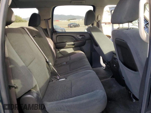 2008 Chevrolet Suburban Commercial with VIN 3GNGK26K68G308737, listed as a Copart auction lot 42417505 with 40,288 mi miles and Clean Title. Bid and sale history available at carsss.com. Image 11.