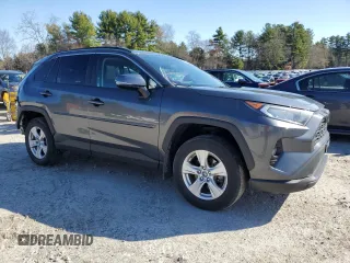2019 Toyota RAV4 XLE with VIN 2T3P1RFV5KC047513, listed as a Copart auction lot 53023465 with 65,408 mi miles and Salvage Title. Bid and sale history available at carsss.com. Image 4.