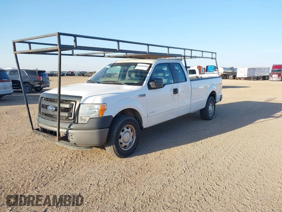 2014 Ford F-150 XL with VIN 1FTFX1CT8EKG36033, listed as a IAAI auction lot 41821235 with 165,934 mi miles. Bid and sale history available at carsss.com. Image 17.
