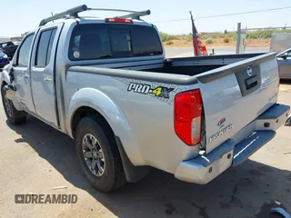 2017 Nissan Frontier SV with VIN 1N6AD0EV8HN771380, listed as a IAAI auction lot 42392248 with 104,192 mi miles and . Bid and sale history available at DreamBid. Image 3.