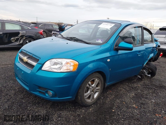 2008 Chevrolet Aveo LS z VIN KL1TD56678B212623, wystawiony jako IAAI lot #41152790 z przebiegiem 91 555 mil mil oraz . Historia ofert i sprzedaży dostępna na DreamBid. Obrazek 18.