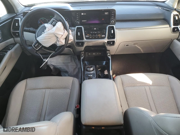 2022 Kia Sorento Plug-In Hybrid SX with VIN KNDRJDLH6N5067077, listed as a Copart auction lot 84562264 with 38,691 mi miles and Salvage Title. Bid and sale history available at carsss.com. Image 8.