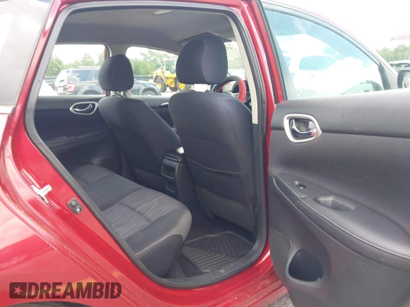 2017 Nissan Sentra SV z VIN 3N1AB7AP8HL653082, wystawiony jako IAAI lot #42535102 z przebiegiem 140 274 mil mil oraz . Historia ofert i sprzedaży dostępna na DreamBid. Obrazek 8.