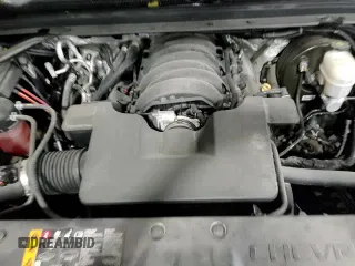 2018 Chevrolet Tahoe Premier с VIN 1GNSKCKJ9JR322702, выставлен на аукционе Copart как лот 67109935 с пробегом 112 123 миль миль и Списание • Salvage title. История ставок и продаж доступна на DreamBid. Изображение 17.