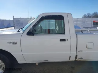 2000 Ford Ranger XL with VIN 1FTYR10V7YTA35140, listed as a IAAI auction lot 41269630 with 127,886 mi miles. Bid and sale history available at carsss.com. Image 15.