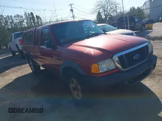 2004 Ford Ranger XL Fleet with VIN 1FTZR45E04PB30477, listed as a IAAI auction lot 42053429 with 217,812 mi miles. Bid and sale history available at carsss.com. Image 1.