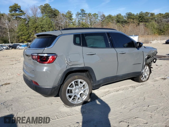 2024 Jeep Compass Latitude Lux with VIN 3C4NJDFN8RT599968, listed as a Copart auction lot 47400875 with 13,593 mi miles and Salvage title. Bid and sale history available at DreamBid. Image 3.