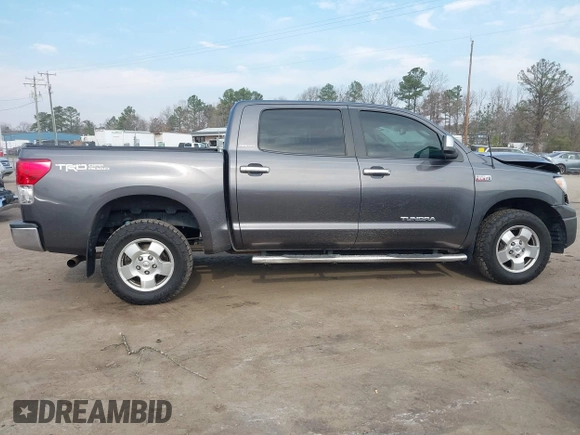 2013 Toyota Tundra Limited z VIN 5TFHY5F19DX301615, wystawiony jako IAAI lot #41837145 z przebiegiem 136 398 mil mil oraz . Historia ofert i sprzedaży dostępna na DreamBid. Obrazek 13.