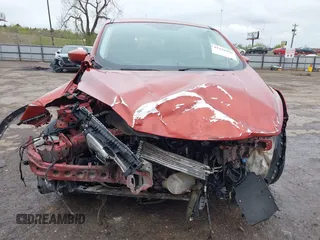 2019 Ford Escape SE z VIN 1FMCU0GD2KUC52592, wystawiony jako IAAI lot #41939458 z przebiegiem 101 029 mil mil oraz . Historia ofert i sprzedaży dostępna na DreamBid. Obrazek 13.