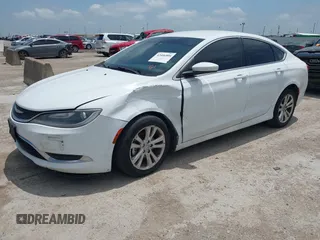 2015 Chrysler 200 Limited с VIN 1C3CCCABXFN602619, выставлен на аукционе IAAI как лот 42406804 с пробегом 141 277 миль миль и . История ставок и продаж доступна на DreamBid. Изображение 2.