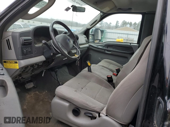 2006 Ford F-250 XL z VIN 1FTSX21556EB20172, wystawiony jako Copart lot #49632155 z przebiegiem 76 512 mil mil oraz Szkoda całkowita • Salvage title. Historia ofert i sprzedaży dostępna na DreamBid. Obrazek 7.