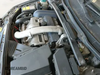2004 Volvo S60 R с VIN YV1RH52YX42351678, выставлен на аукционе IAAI как лот 43316913 с пробегом 231 995 миль миль и . История ставок и продаж доступна на DreamBid. Изображение 19.