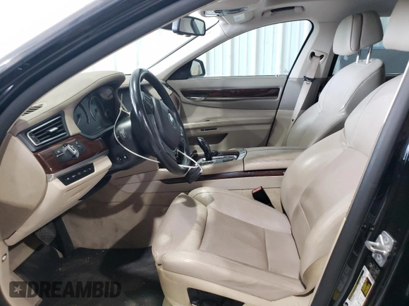 2012 BMW 7 Series 750Li с VIN WBAKB8C5XCC852493, выставлен на аукционе Copart как лот 58743535 с пробегом 168 897 миль миль и Чистый • Clean title. История ставок и продаж доступна на DreamBid. Изображение 7.