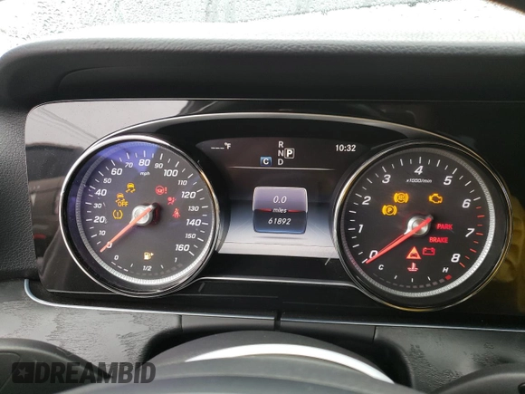 2017 Mercedes-Benz E-Class E 300 Luxury with VIN WDDZF4JB4HA039618, listed as a Copart auction lot 45012933 with 61,892 mi miles. Bid and sale history available at carsss.com. Image 9.
