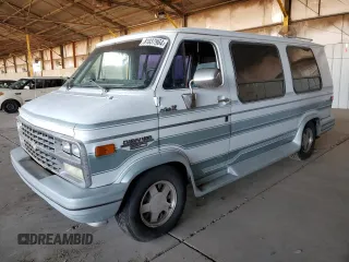 1992 Chevrolet Chevy Van z VIN 1GBEG25K3N7110762, wystawiony jako Copart lot #81037964 z przebiegiem 202 599 mil mil oraz Czysty tytuł • Clean title. Historia ofert i sprzedaży dostępna na DreamBid. Obrazek 1.