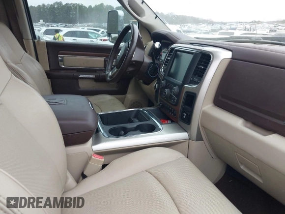 2016 Ram 2500 Laramie with VIN 3C6UR5FL3GG387758, listed as a IAAI auction lot 41522575 with 322,434 mi miles. Bid and sale history available at carsss.com. Image 5.