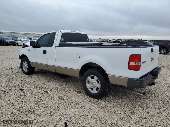 2008 Ford F-150 XL with VIN 1FTRF12208KE84827, listed as a Copart auction lot 45008525 with 117,189 mi miles and Salvage Title. Bid and sale history available at carsss.com. Image 2.