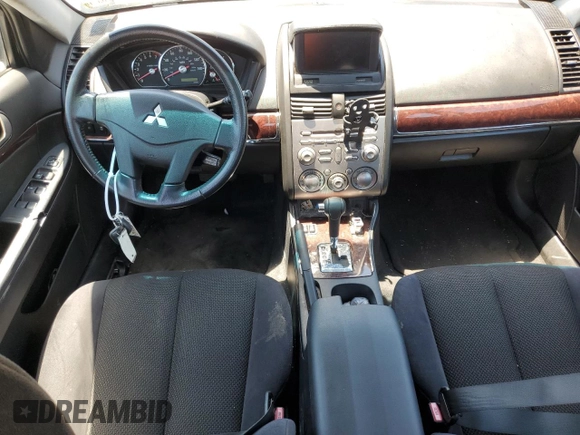 2010 Mitsubishi Galant ES z VIN 4A32B3FF4AE007728, wystawiony jako Copart lot #55102034 z przebiegiem 208 463 mil mil oraz Szkoda całkowita • Salvage title. Historia ofert i sprzedaży dostępna na DreamBid. Obrazek 8.