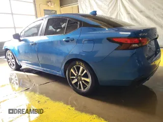2020 Nissan Versa SV z VIN 3N1CN8EV5LL861931, wystawiony jako Copart lot #88696765 z przebiegiem 128 801 mil mil oraz Czysty tytuł • Clean title. Historia ofert i sprzedaży dostępna na DreamBid. Obrazek 2.