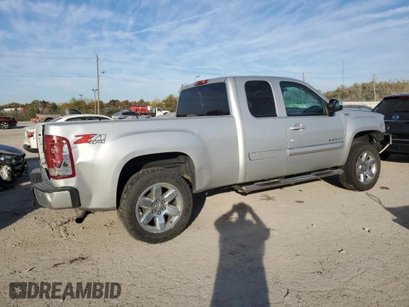 2013 GMC Sierra 1500 SLT z VIN 1GTR2WE71DZ128243, wystawiony jako Copart lot #77324384 z przebiegiem 214 962 mil mil oraz Nie do naprawy • Non repairable. Historia ofert i sprzedaży dostępna na DreamBid. Obrazek 3.