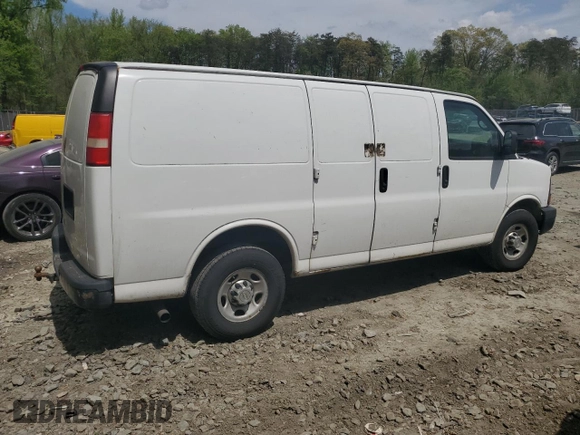 2013 Chevrolet Express Cargo with VIN 1GCWGFBA4D1110306, listed as a Copart auction lot 54005335 with 300,748 mi miles and Salvage title. Bid and sale history available at DreamBid. Image 3.