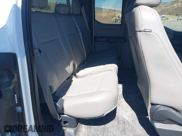 2016 Ford F-150 XLT with VIN 1FTFX1EF4GFB29777, listed as a IAAI auction lot 42623638 with 127,613 mi miles and . Bid and sale history available at DreamBid. Image 8.