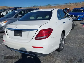 2019 Mercedes-Benz E 300 with VIN WDDZF4JB8KA505980, listed as a IAAI auction lot 41611693 with Not Provided miles and . Bid and sale history available at DreamBid. Image 4.