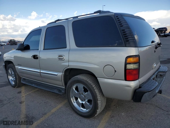 2006 GMC Yukon SLE with VIN 1GKEC13Z26R135499, listed as a Copart auction lot 72391484 with 428,553 mi miles and Salvage Title. Bid and sale history available at carsss.com. Image 2.