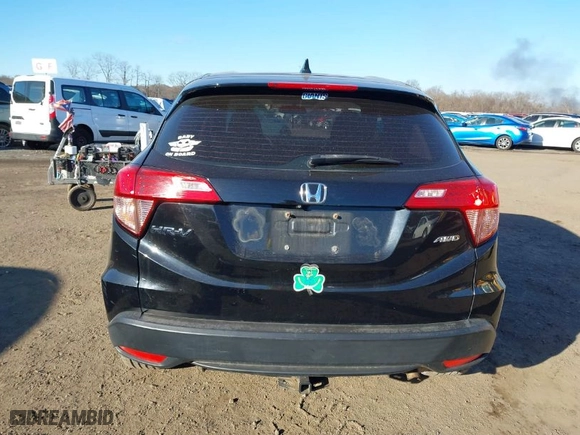 2018 Honda HR-V LX with VIN 3CZRU6H32JG704947, listed as a IAAI auction lot 41439865 with 132,175 mi miles. Bid and sale history available at carsss.com. Image 17.