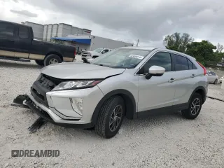 2020 Mitsubishi Eclipse Cross ES z VIN JA4AS3AA9LZ024363, wystawiony jako Copart lot #52808875 z przebiegiem 105 635 mil mil oraz Nie do naprawy • Non repairable. Historia ofert i sprzedaży dostępna na DreamBid. Obrazek 1.