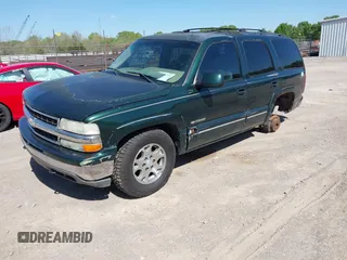 2002 Chevrolet Tahoe LT with VIN 1GNEK13Z52J186557, listed as a IAAI auction lot 42035772 with 1 mi miles. Bid and sale history available at carsss.com. Image 2.