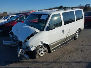 2003 Chevrolet Astro z VIN 1GNEL19X83B148822, wystawiony jako IAAI lot #41630380 z przebiegiem 169 498 mil mil oraz . Historia ofert i sprzedaży dostępna na DreamBid. Obrazek 2.