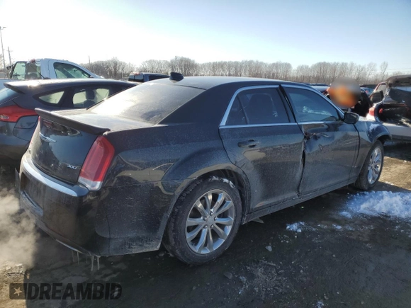 2015 Chrysler 300 Limited with VIN 2C3CCARG1FH892133, listed as a Copart auction lot 46082165 with 136,602 mi miles and Salvage Title. Bid and sale history available at carsss.com. Image 3.