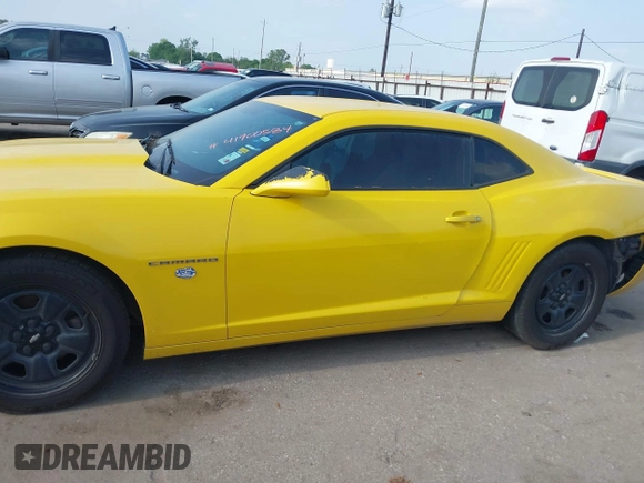 2012 Chevrolet Camaro 2LS с VIN 2G1FA1E34C9207767, выставлен на аукционе IAAI как лот 41900584 с пробегом 221 570 миль миль и . История ставок и продаж доступна на DreamBid. Изображение 14.