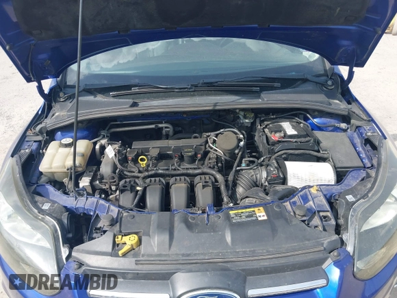 2013 Ford Focus SE with VIN 1FADP3K20DL240558, listed as a IAAI auction lot 42125088 with 261,358 mi miles and . Bid and sale history available at carsss.com. Image 10.