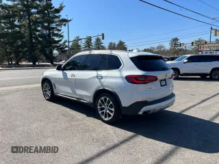 2019 BMW X5 xDrive40i with VIN 5UXCR6C50KLK80273, listed as a Copart auction lot 48924885 with 127,452 mi miles and Clean Title. Bid and sale history available at carsss.com. Image 3.