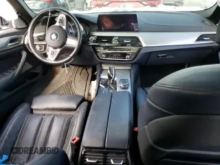 2018 BMW 5 Series M550i xDrive с VIN WBAJB9C59JB050103, выставлен на аукционе Copart как лот 44687215 с пробегом Не указан миль и Списание • Salvage title. История ставок и продаж доступна на DreamBid. Изображение 8.