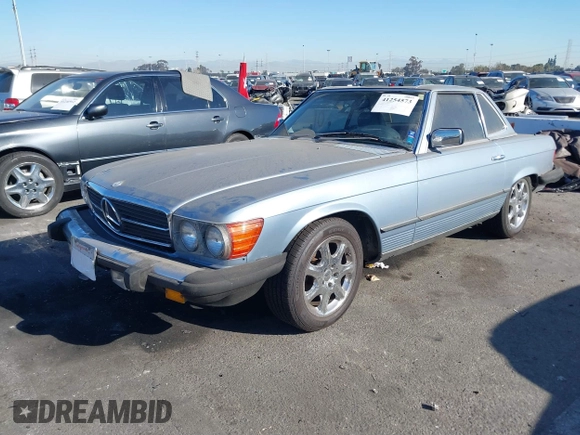 1985 Mercedes-Benz 380 z VIN WDBBA45C6FA020254, wystawiony jako IAAI lot #41254573 z przebiegiem 74 344 mil mil oraz . Historia ofert i sprzedaży dostępna na DreamBid. Obrazek 17.