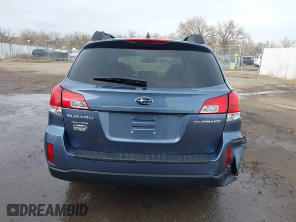 2014 Subaru Outback 2.5i Premium with VIN 4S4BRCCC0E3258106, listed as a IAAI auction lot 41151640 with 87,089 mi miles. Bid and sale history available at carsss.com. Image 16.