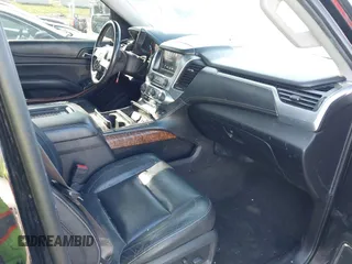 2016 Chevrolet Tahoe LTZ with VIN 1GNSCCKC2GR126687, listed as a IAAI auction lot 41952725 with 202,016 mi miles and . Bid and sale history available at DreamBid. Image 5.