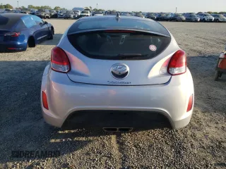 2017 Hyundai Veloster with VIN KMHTC6AD4HU315098, listed as a Copart auction lot 48684603 with 20,355 mi miles. Bid and sale history available at carsss.com. Image 6.