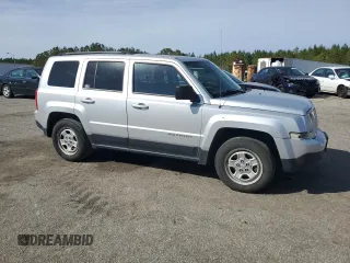 2014 Jeep Patriot Sport z VIN 1C4NJPBA9ED570306, wystawiony jako Copart lot #47923305 z przebiegiem 200 589 mil mil oraz Szkoda całkowita • Salvage title. Historia ofert i sprzedaży dostępna na DreamBid. Obrazek 4.